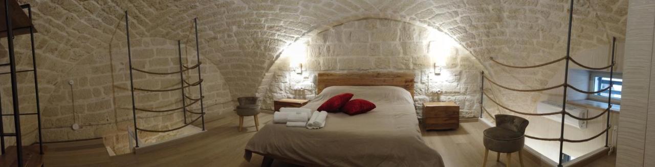 Le Vecchie Mura Suite & Room มันเฟรโดเนีย ภายนอก รูปภาพ