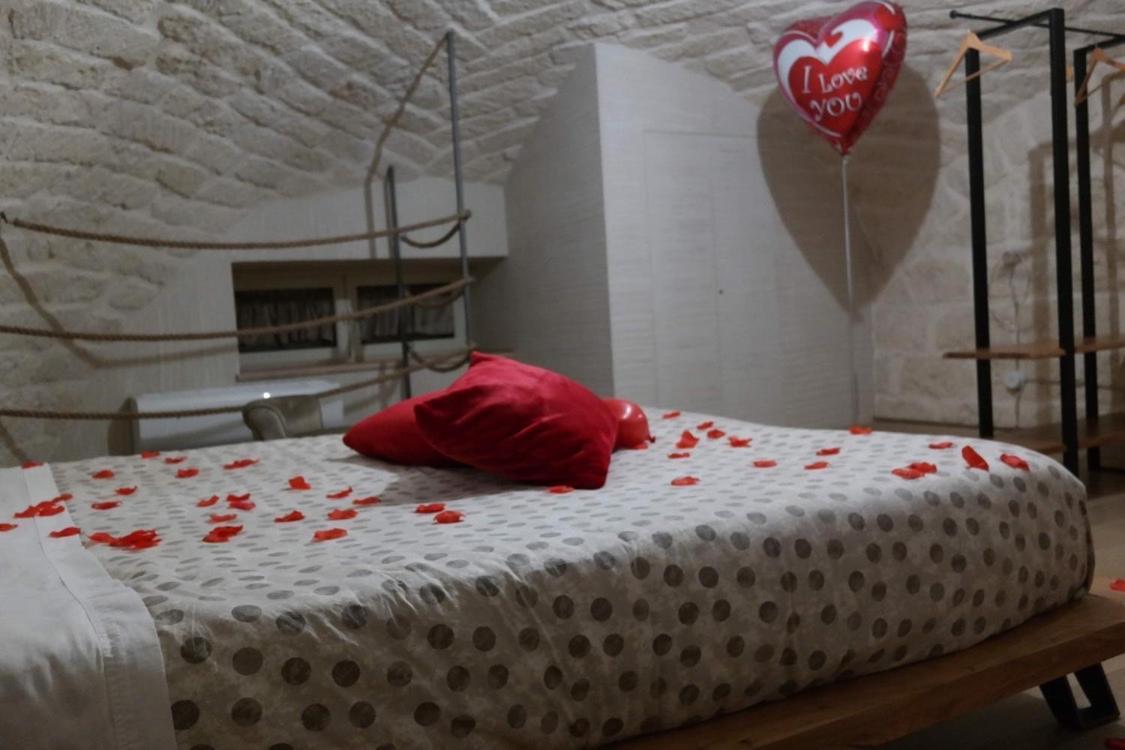 Le Vecchie Mura Suite & Room มันเฟรโดเนีย ภายนอก รูปภาพ